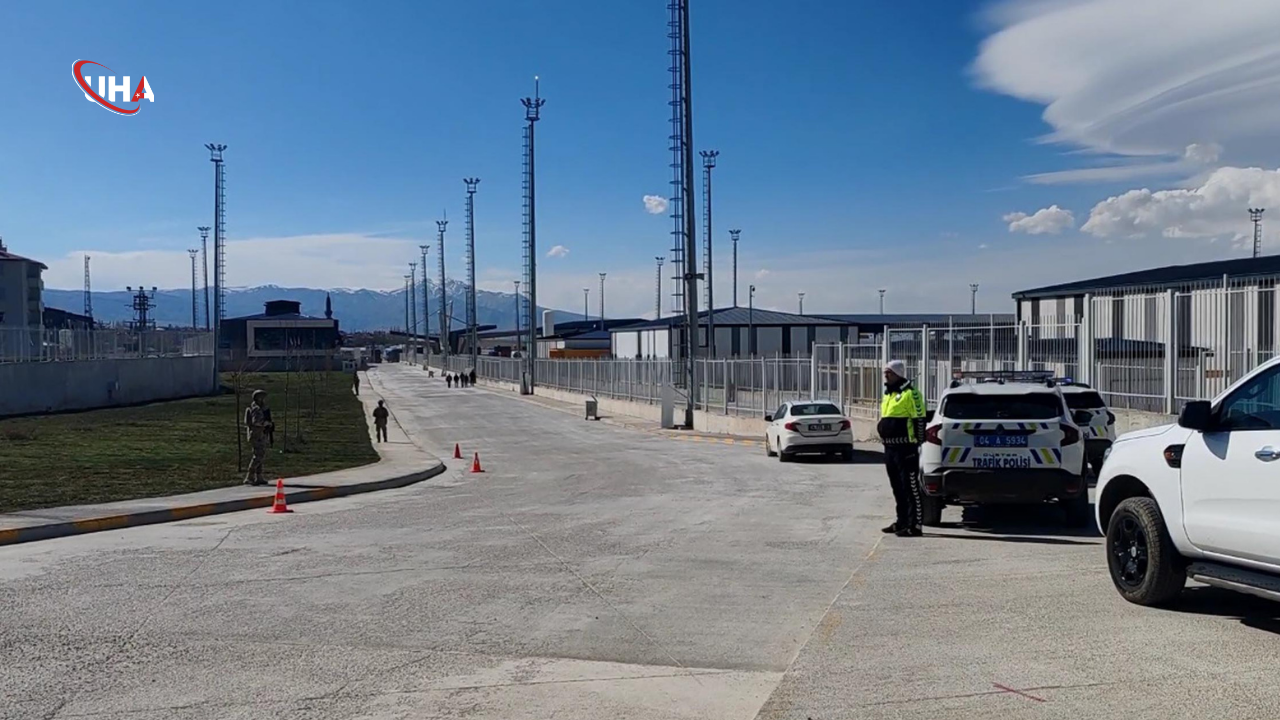 gurbulak-sinir-kapisi-yenilendi