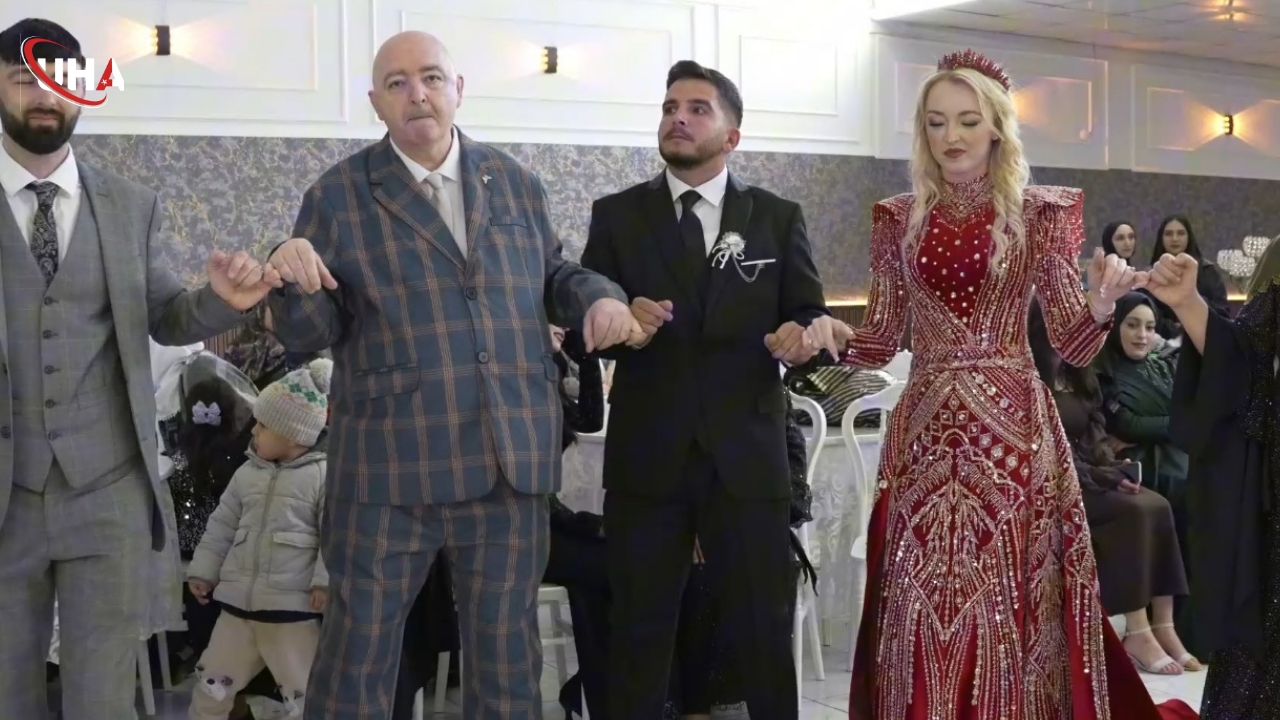 iskoc-gelin-vanda-dunya-evine-girdi