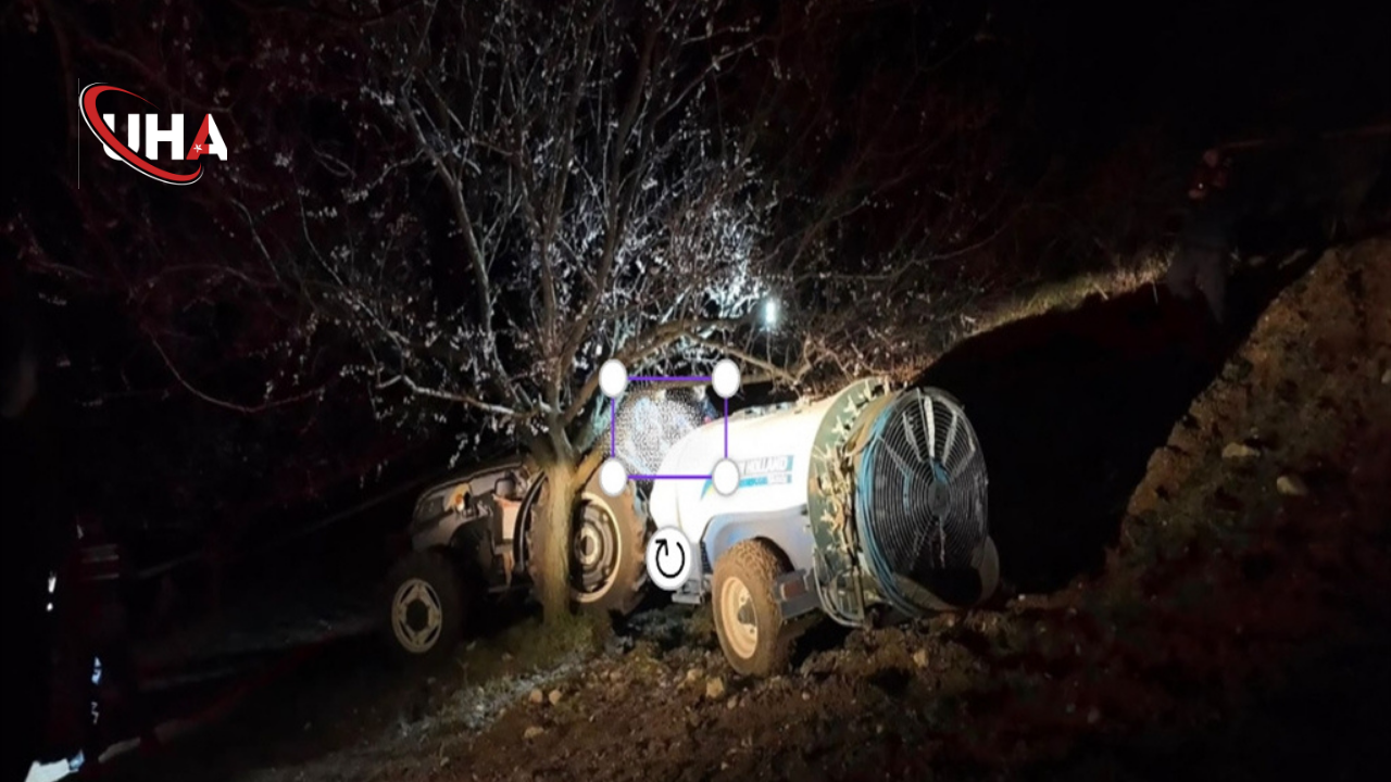 traktorle-kayısı-agacına-sikisan-adam-oldu