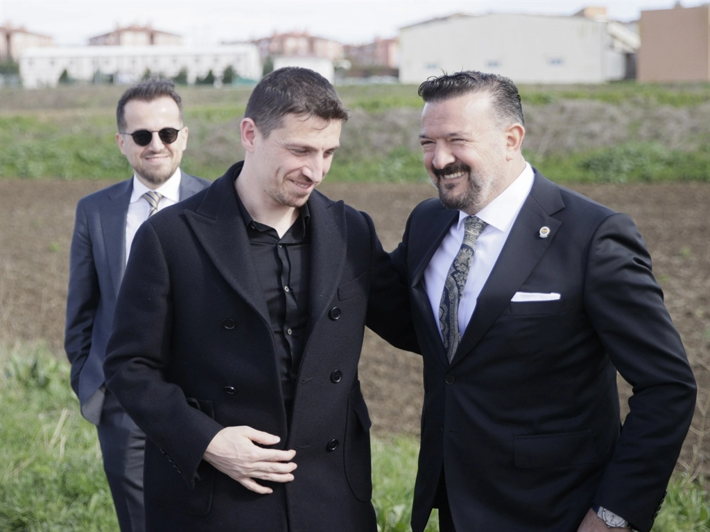 Mert Hakan Yandaş (2)