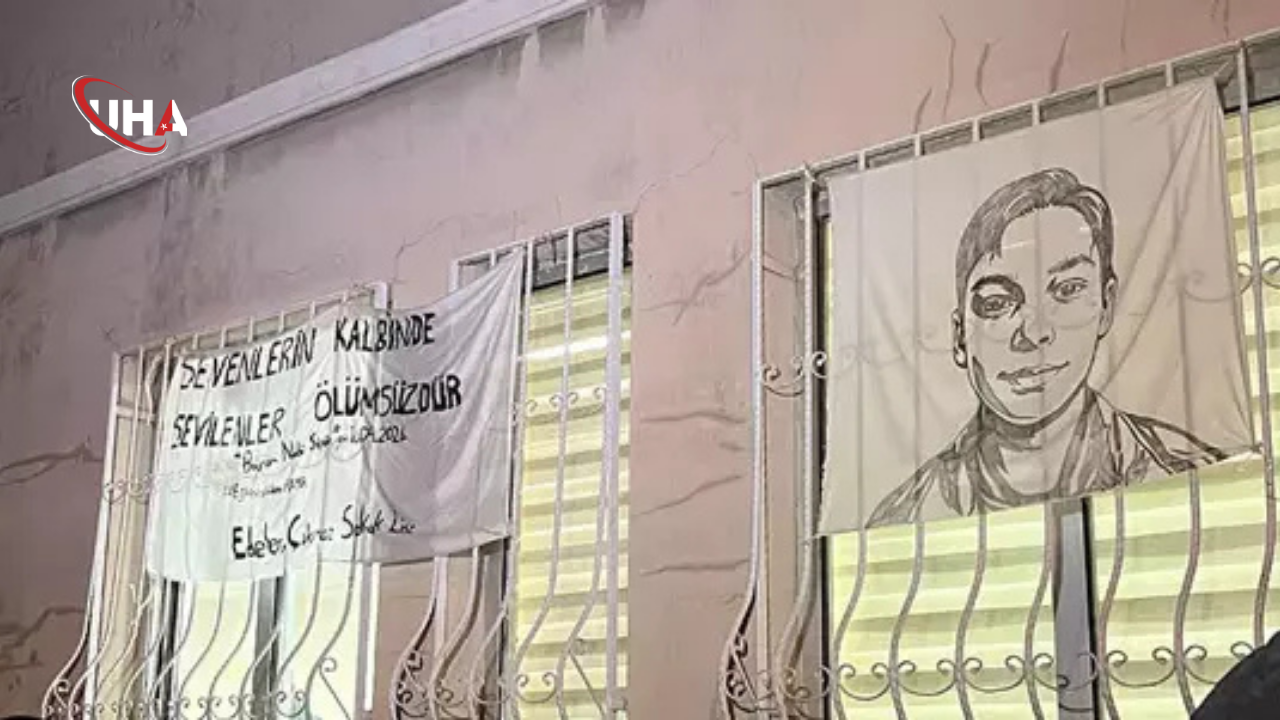 Saldiridehayatinikaybedenbayraminbabasi