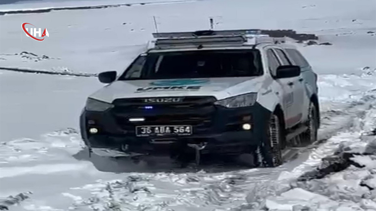 kars-kara-yolu-kar-yagisi