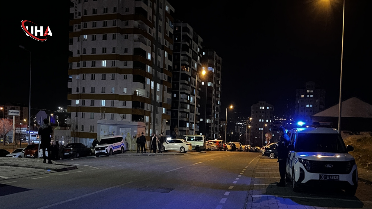 kayseride-bicakli-kavga