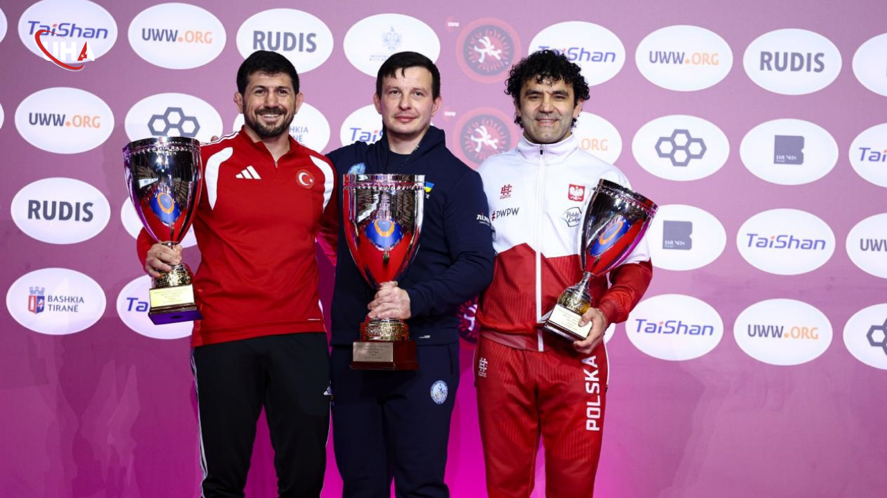 kadin-milli-gures-takimi