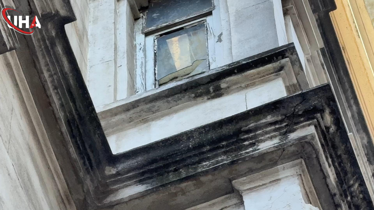 Beyoglunda Başına Cam Düştü 2