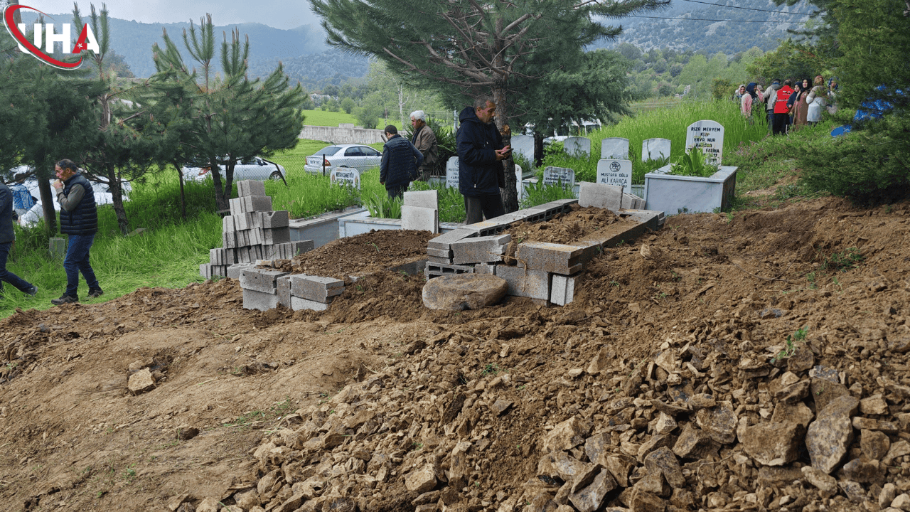 Çekyattan Düşen Bertug 2 (1)