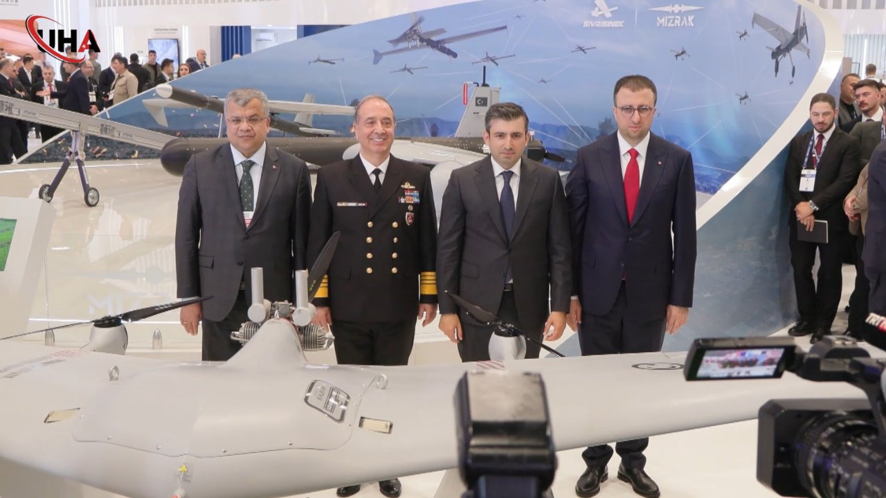 selcuk-bayraktar-turk-ordulari-muharebede-devrim-yapti