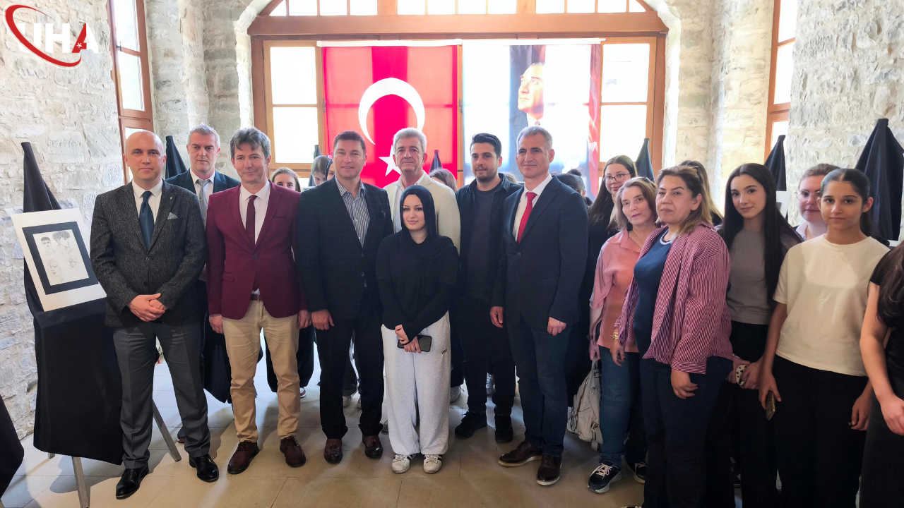 liseli-zeynep-karakalem-sergisi-1