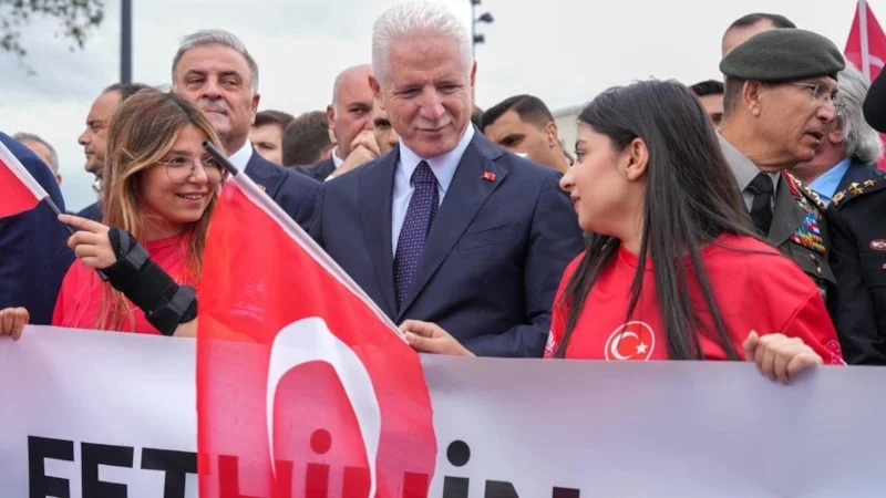 İst Vali̇,