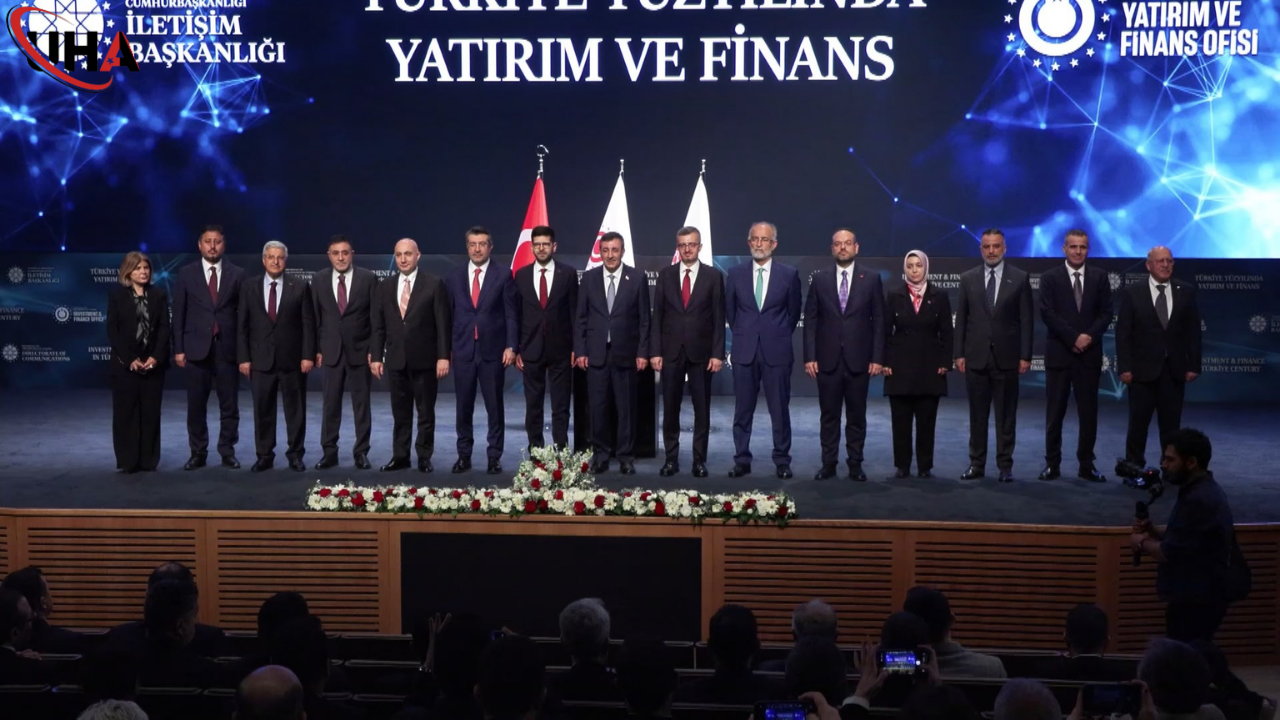 Turkiye-Yuzyilinda-Ekonomi-Ve-Finans