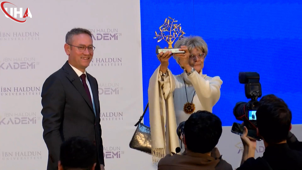 Üniversite Kapanış Ödül Töreni 1
