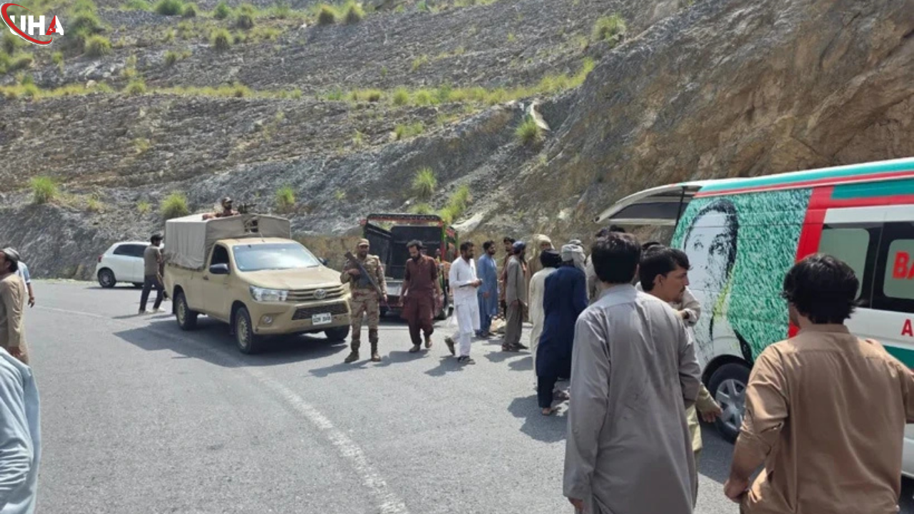 pakistan-otobus-kazasi
