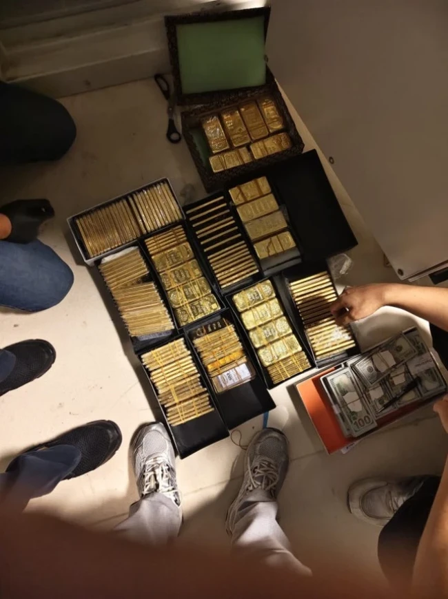 7774447447