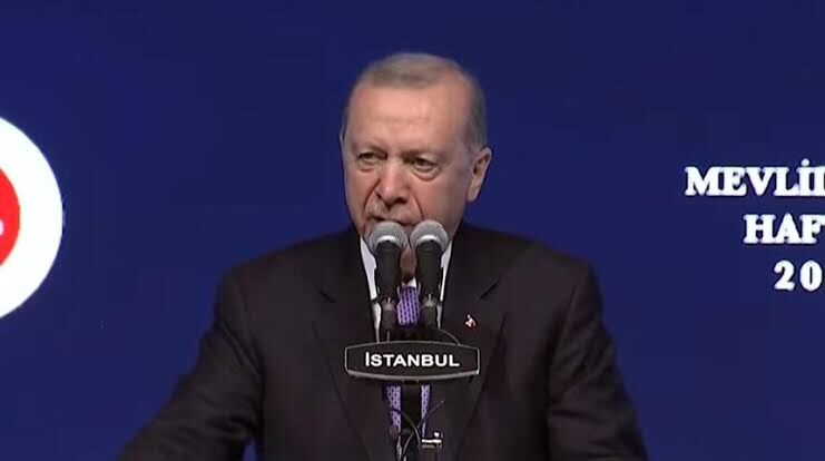 Cumhurbaşkanı Erdoğan'dan Önemli Mesajlar