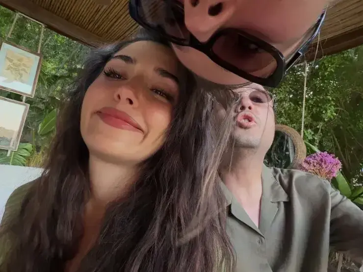 Hande Ercel Suc Ortaklarım Dedi
