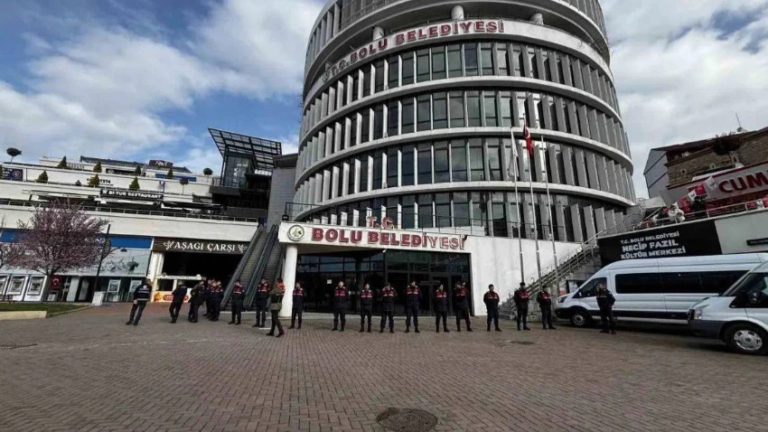 Bolu Belediyesi'ne 'Hayalet Araç' Operasyonu! 22 Gözaltı Kararı…