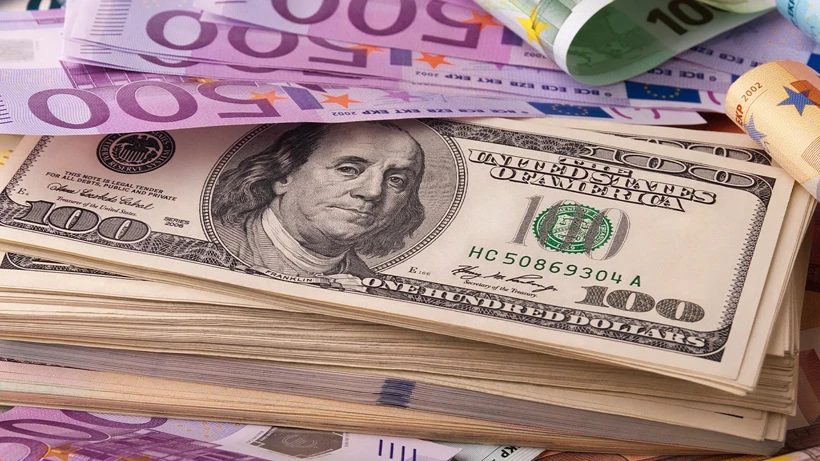 Dolar ve Euro Güne Yükselişle Başladı! İşte Serbest Piyasada Güncel Fiyatlar
