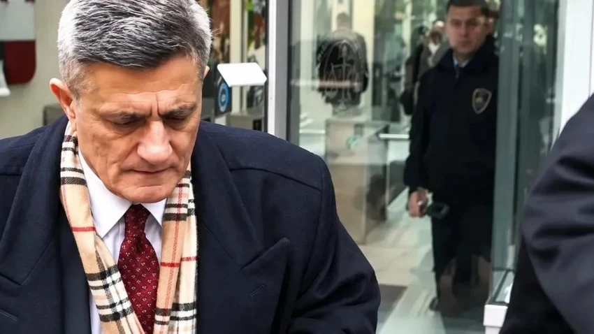 K A Ş İ F-1