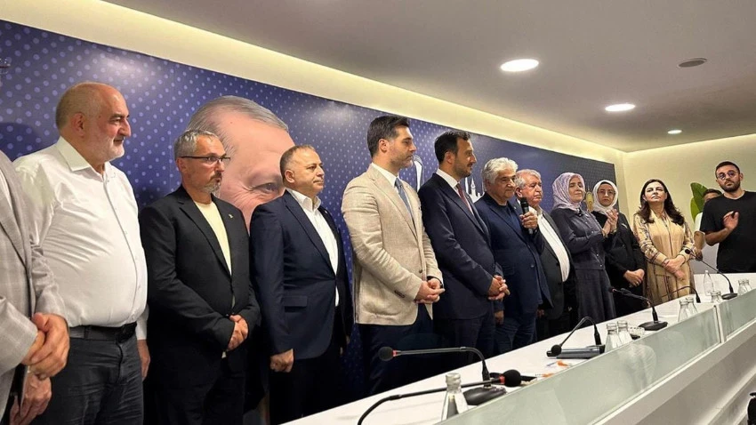 Üsküdar Belediyesi’nde Hesaplar Değişti! 4 Isim Chp’den Istifa Etti