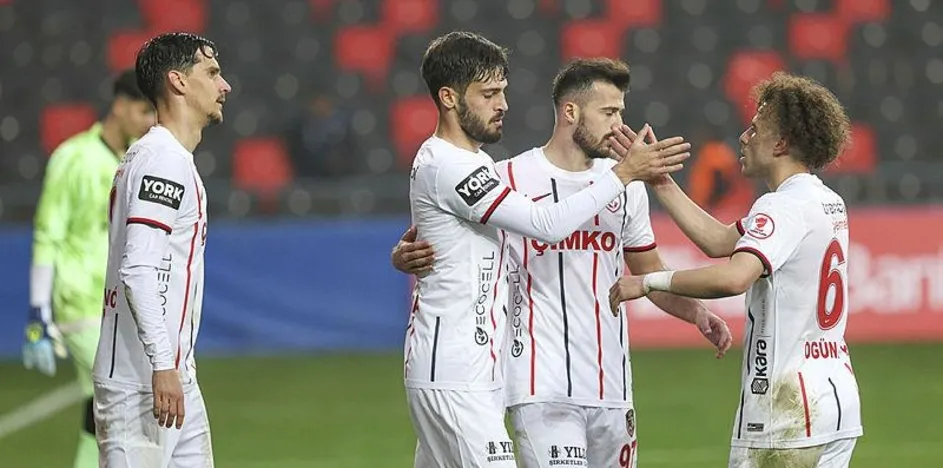 Gaziantep FK Deplasmanda Fark Attı: Etimesgut Spor 0-4 Mağlup