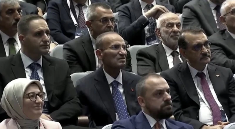 B İ R