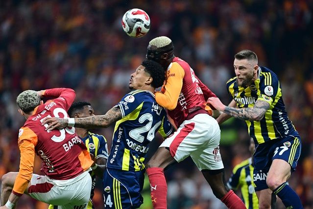 Dev Derbi Dünya Basınında: Osimhen Şov Yaptı, Maç Sonu Karıştı