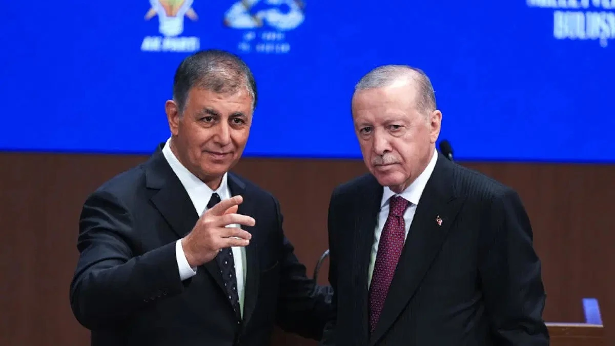 Cemi̇l Tugay Ak Parfti̇