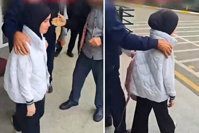 Azerbaycan'da Başörtülü Öğrenciler Okula Alınmadı