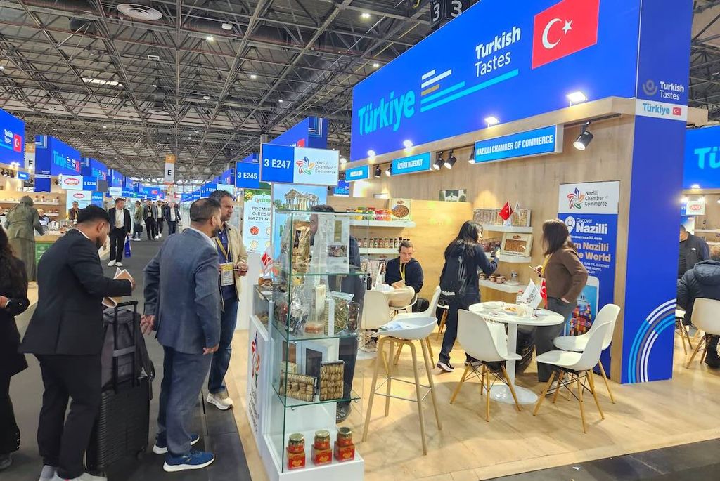 Anadolu Lezzetleri Küresel Vitrinde: Türk Ürünleri Paris’te Gövde Gösterisi Yaptı